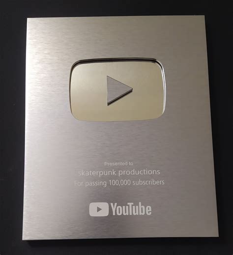 20 million youtube play button|youtube plaques levels.